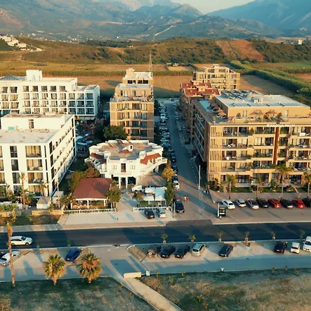 Armare - Palm Radhime Apartment Vlore