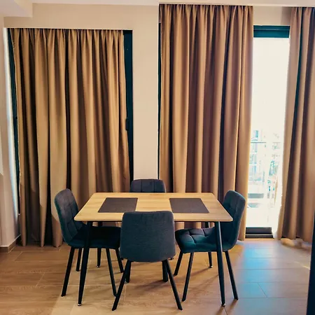 Apartment Armare - Palm Radhime
