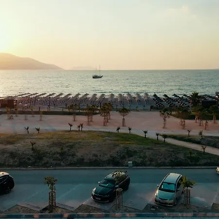 Apartment Armare - Palm Radhime *